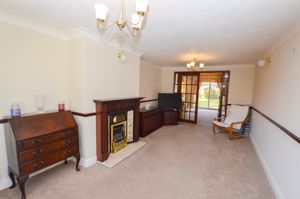 Lounge- click for photo gallery